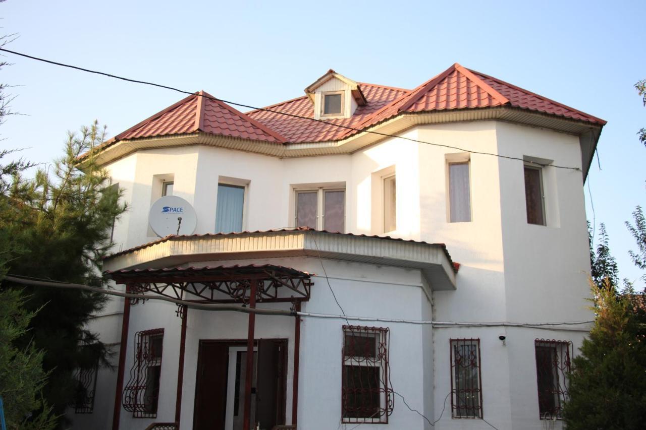 Dream Hostel Shymkent Exterior foto